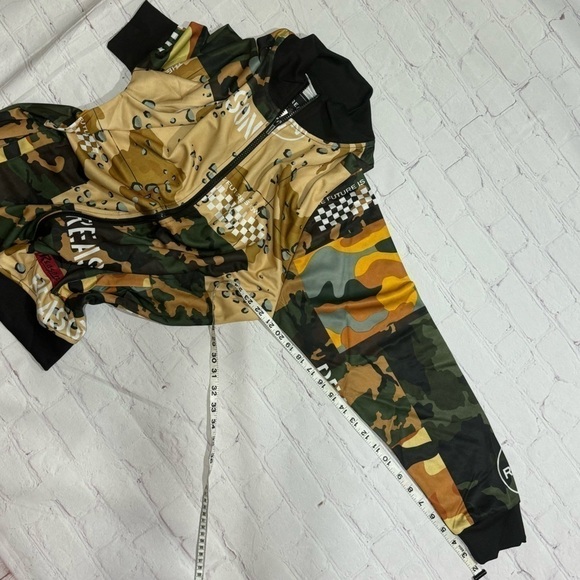 REASON CLOTHING BRAND All Over Camo Mixed Print Tracksuit 2 Pc Men's Large NWT - Picture 5 of 16